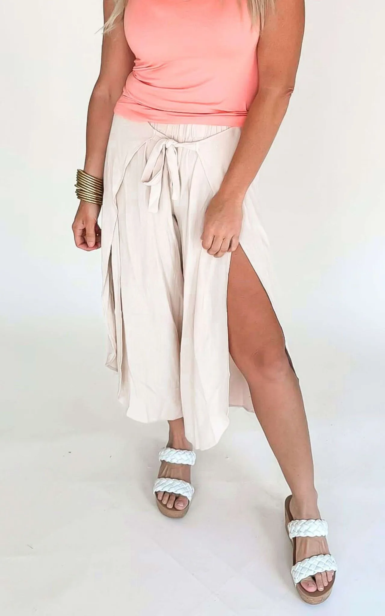 High Waisted Solid Woven Pant | WHITE BIRCH **FINAL SALE