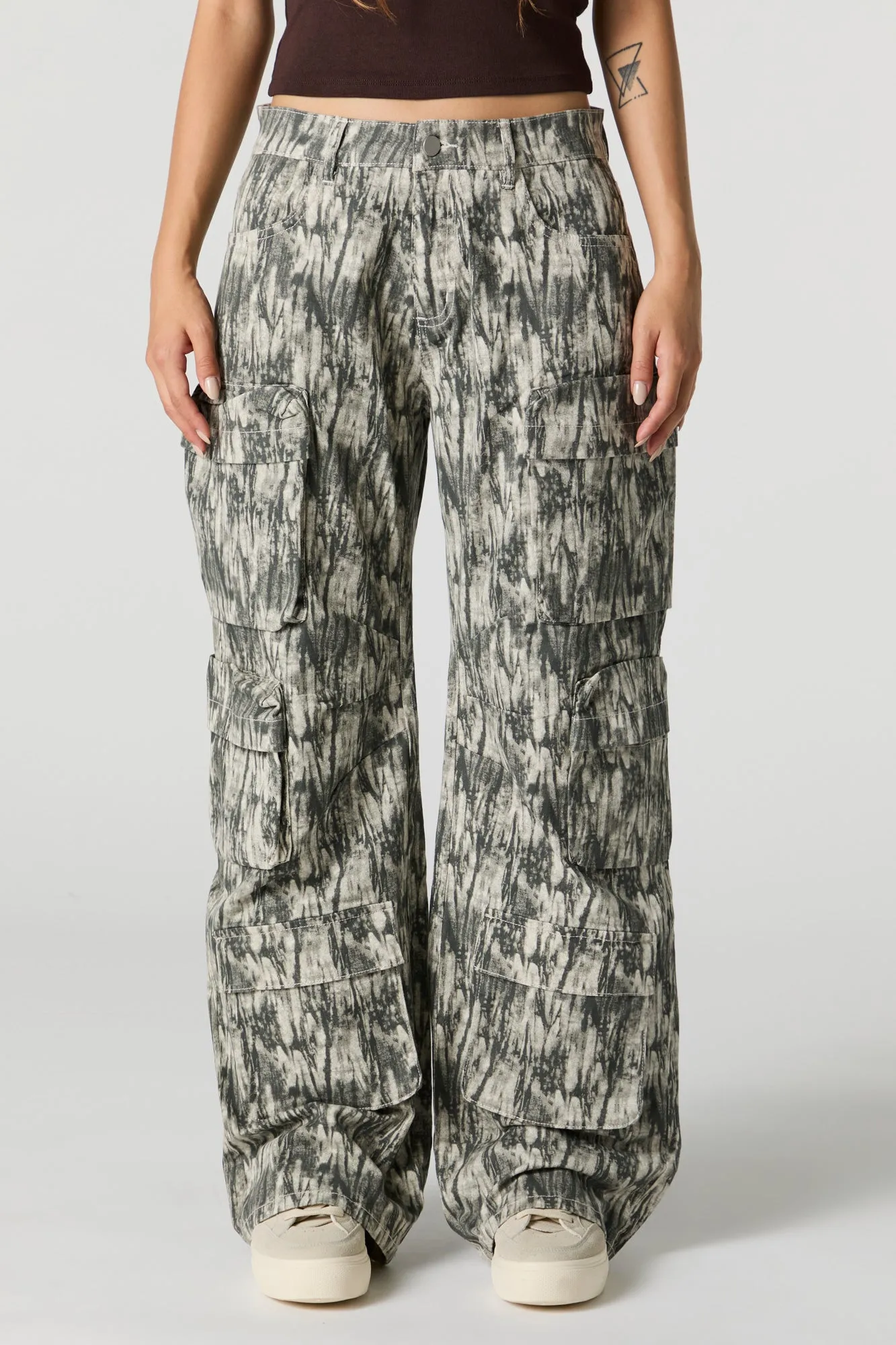 Multi Pocket Straight Leg Cargo Pant