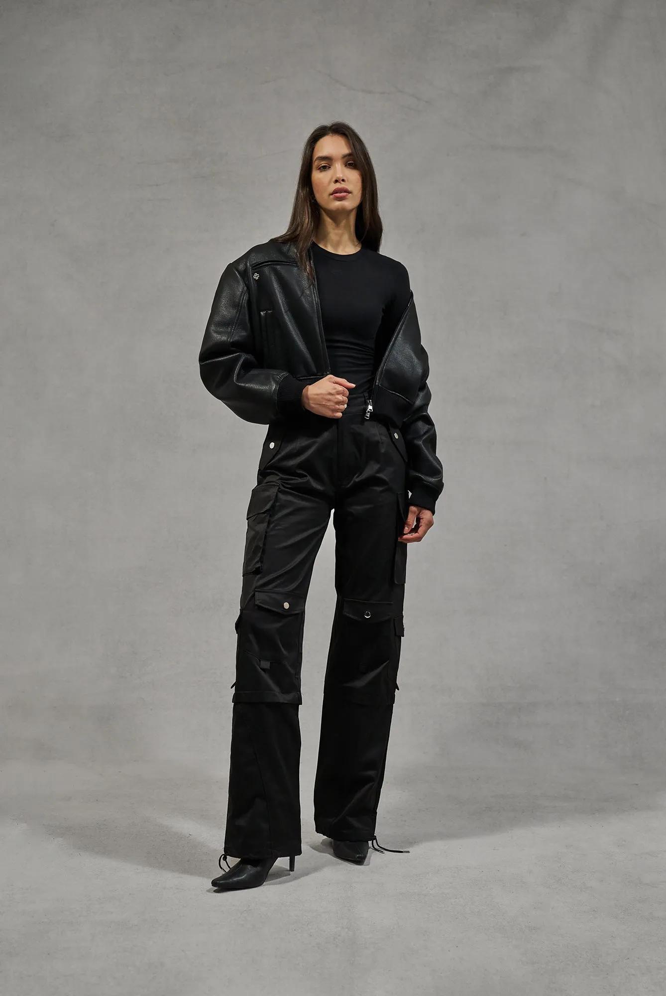 OVERSIZED TIE HEM CARGO PANTS - BLACK