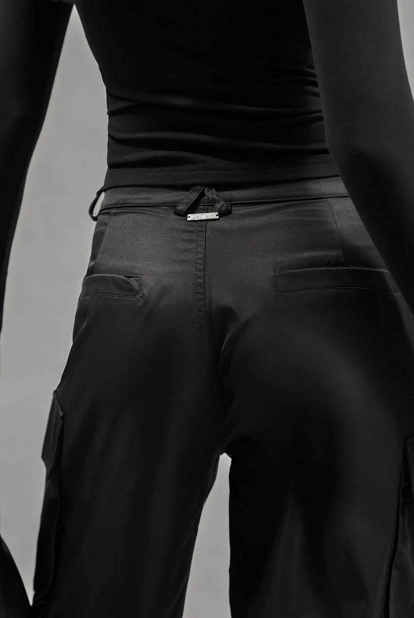 OVERSIZED TIE HEM CARGO PANTS - BLACK