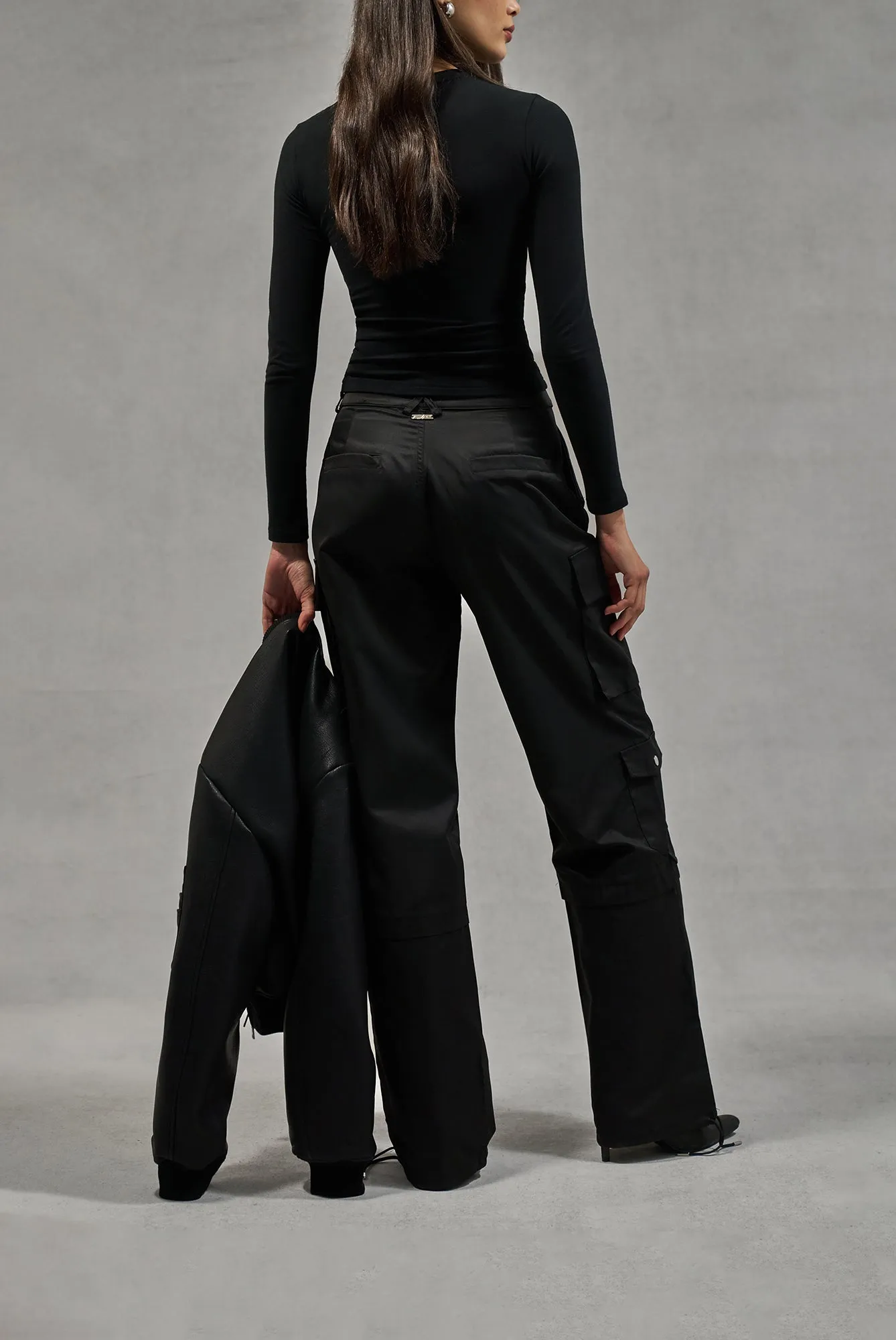 OVERSIZED TIE HEM CARGO PANTS - BLACK