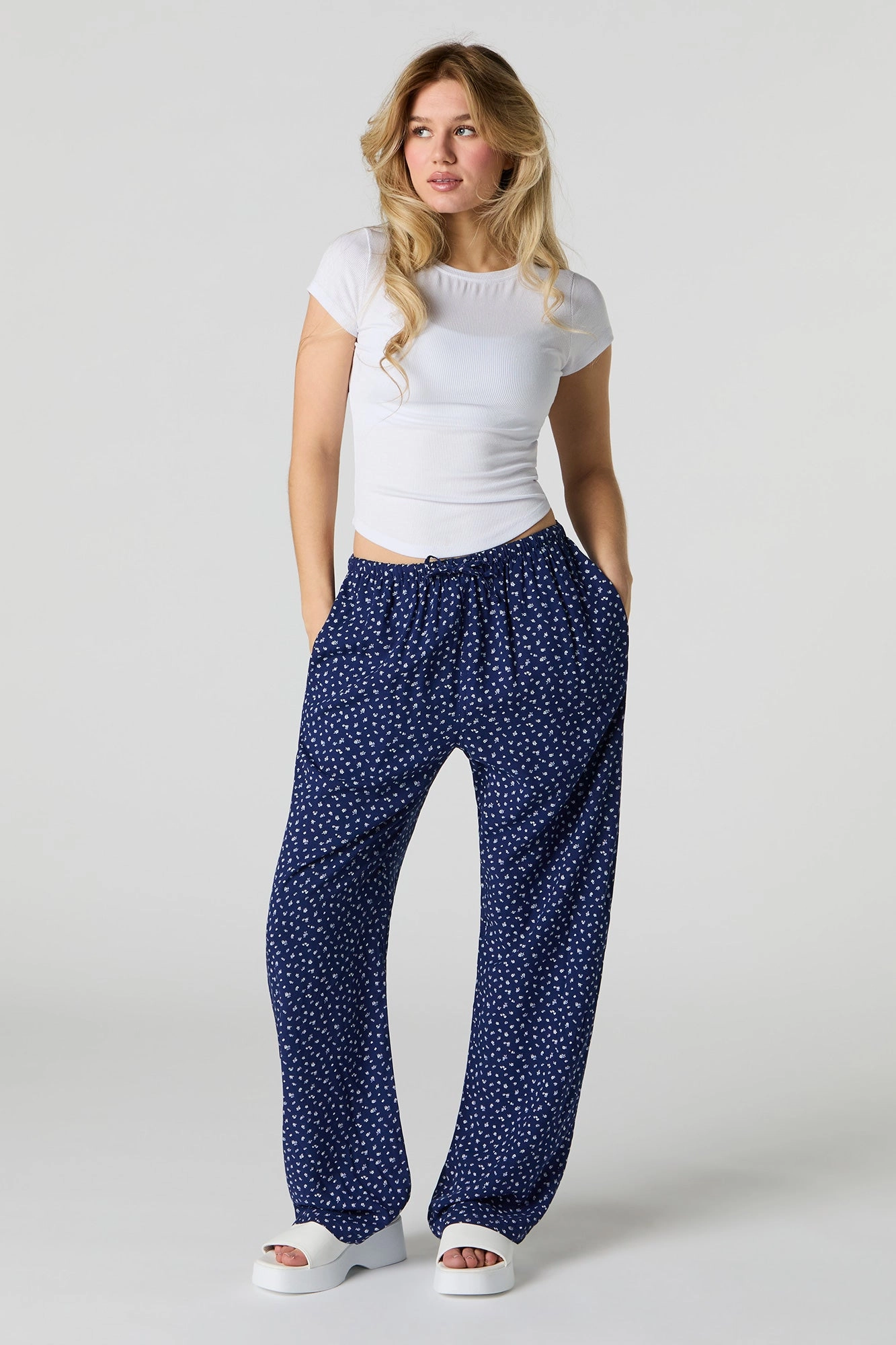 Pantalon imprimé à jambe large avec taille coulissante