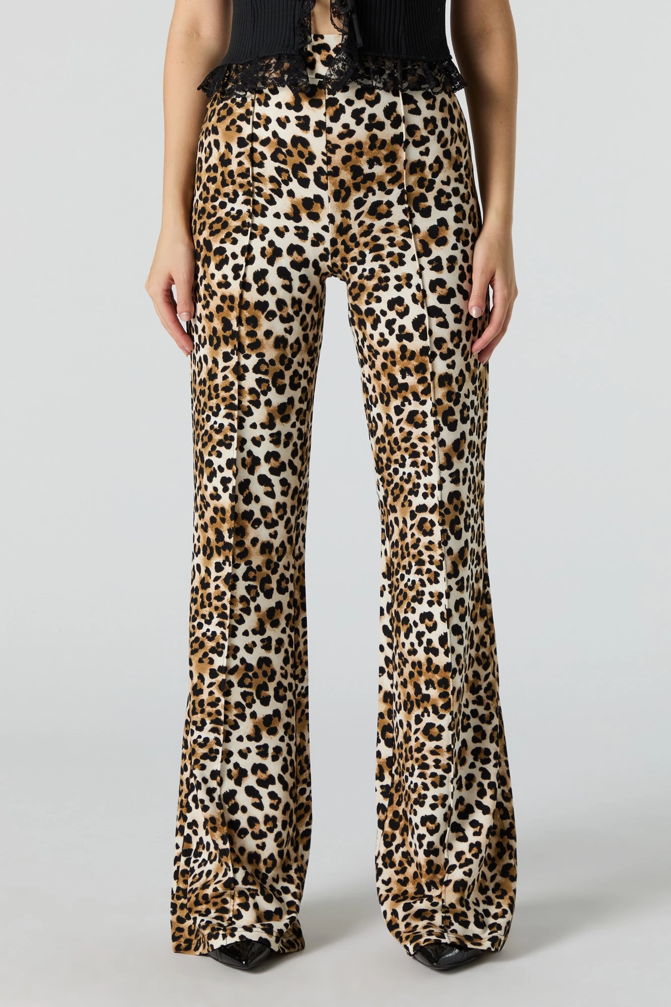 Pantalon plissé imprimé à jambe évasée