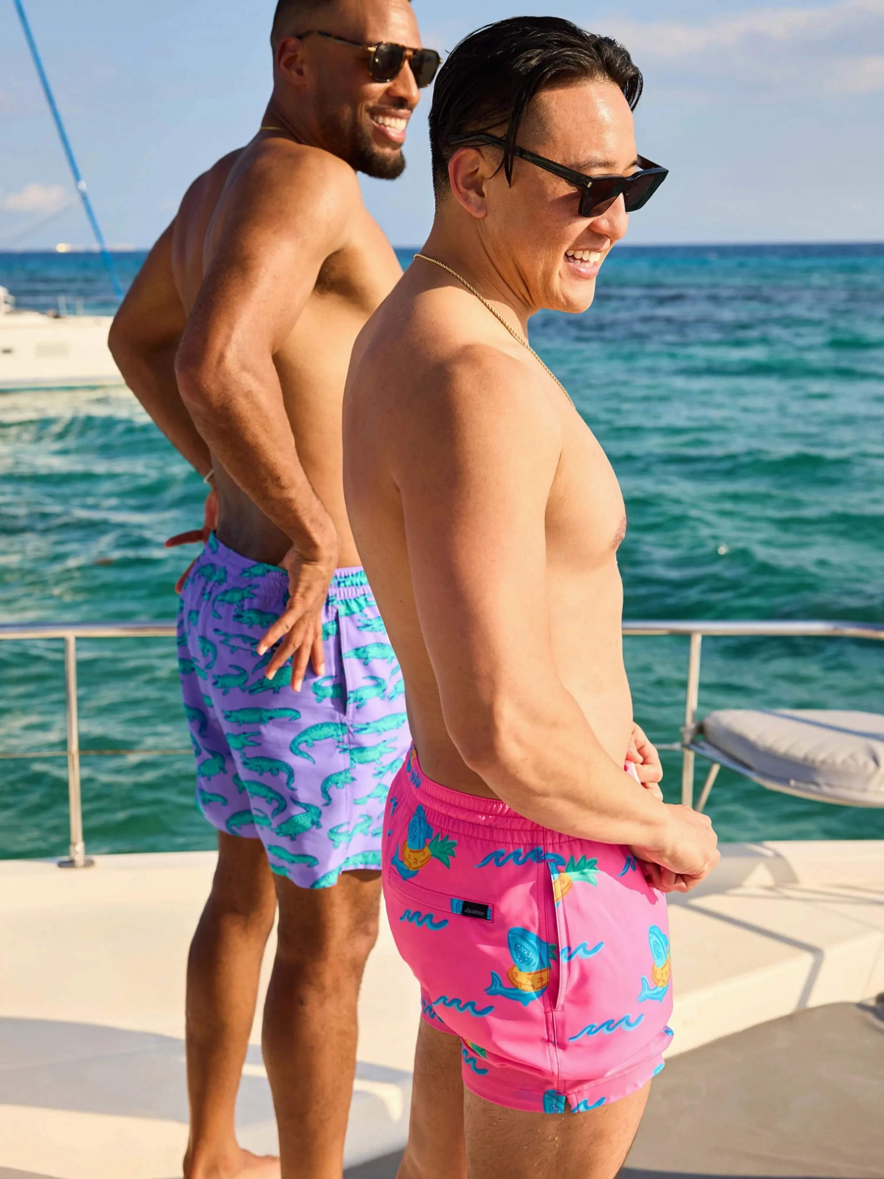 The Pineapple Floaters 4" (Classic Lined Swim Trunk)